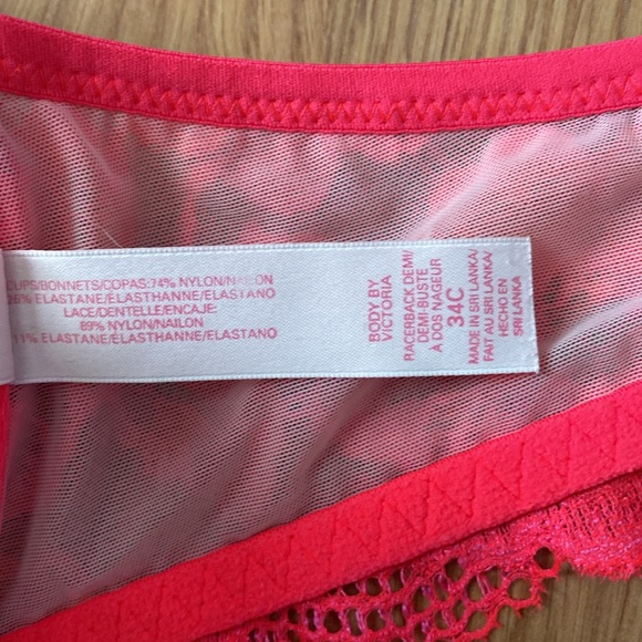 ❤️ Victoria’s Secret Racerback Perfect Coverage Bra 34C - Picture 6 of 8